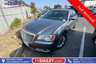 Used 2011 Chrysler 300 Limited image 1