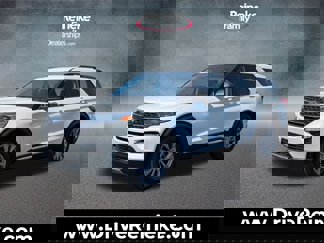 Certified 2022 Ford Explorer XLT w/ Equipment Group 202A image 1