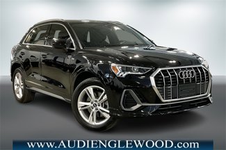 Used 2023 Audi Q3 2.0T Premium image 1