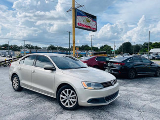Used 2013 Volkswagen Jetta SE image 1