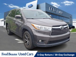Used 2016 Toyota Highlander XLE image 1