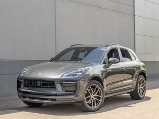Certified 2023 Porsche Macan image 1