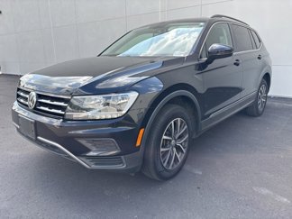 Used 2020 Volkswagen Tiguan SE image 1
