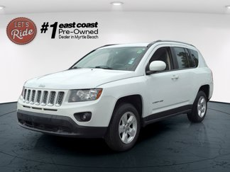 Used 2017 Jeep Compass Latitude image 1