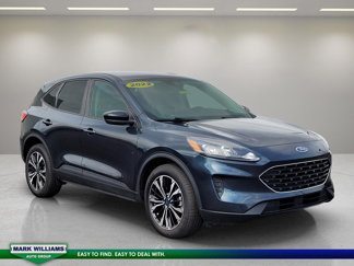 Used 2022 Ford Escape SE w/ SE Sport Appearance Package image 1