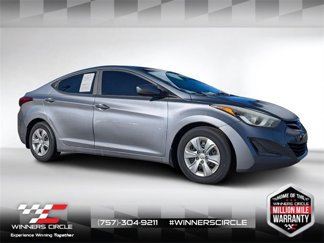 Used 2016 Hyundai Elantra SE image 1