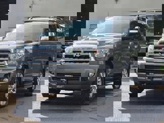 Used 2011 Toyota Sequoia Limited image 1