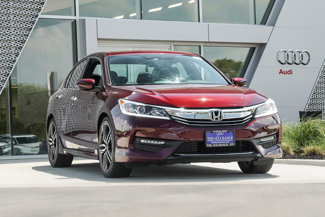 Used 2017 Honda Accord Sport image 1