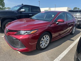 Used 2019 Toyota Camry LE image 1