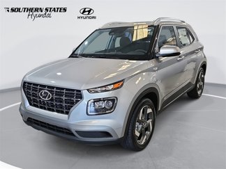 New 2025 Hyundai Venue SEL image 1