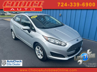 Used 2015 Ford Fiesta SE image 1