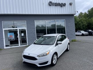 Used 2016 Ford Focus SE w/ SE Power Seat Package image 1