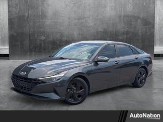 Used 2021 Hyundai Elantra SEL w/ Cargo Package image 1