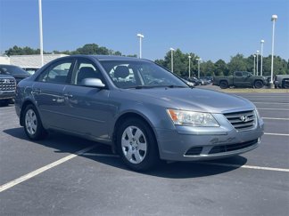 Used 2010 Hyundai Sonata GLS image 1