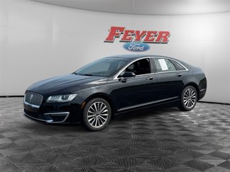 Used 2019 Lincoln MKZ Premiere image 1