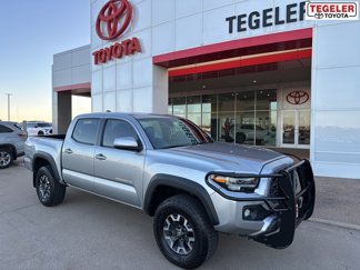 Used 2022 Toyota Tacoma TRD Off-Road image 1