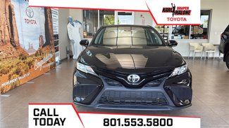 Used 2022 Toyota Camry SE image 1