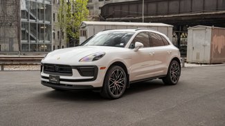 Used 2023 Porsche Macan Turbo image 1