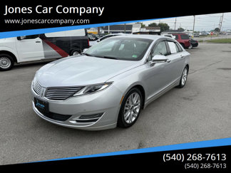 Used 2013 Lincoln MKZ image 1
