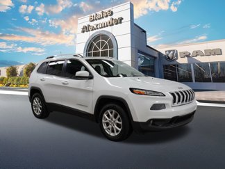 Used 2017 Jeep Cherokee Latitude w/ Safety/Convenience Group image 1