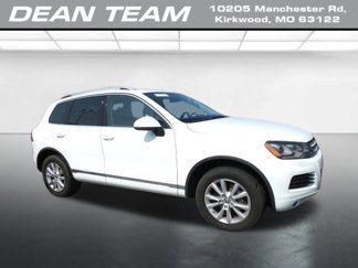 Used 2013 Volkswagen Touareg Sport image 1