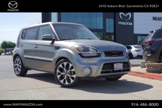 Used 2013 Kia Soul ! w/ Premium Pkg image 1