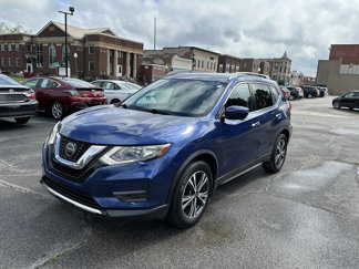 Used 2019 Nissan Rogue SV w/ Premium Package image 1