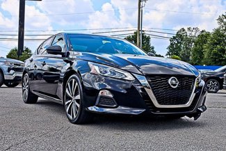 Used 2021 Nissan Altima 2.5 SR w/ SR Premium Package image 1