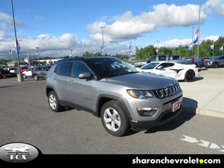 Used 2020 Jeep Compass Latitude image 1