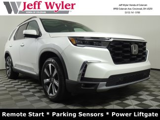 Certified 2025 Honda Pilot Touring image 1