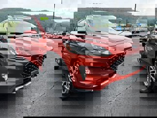 Used 2020 Ford Escape SEL image 1