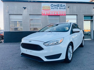 Used 2018 Ford Focus SE image 1