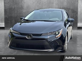 Used 2023 Toyota Corolla LE image 1