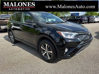 Used 2017 Toyota RAV4 XLE image 1