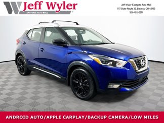 Used 2020 Nissan Kicks SR image 1