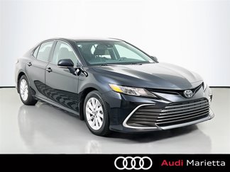 Used 2022 Toyota Camry LE image 1