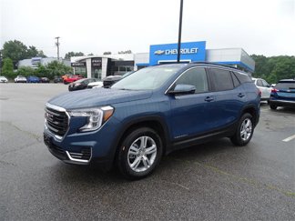 New 2024 GMC Terrain SLE w/ Driver Convenience Package image 1
