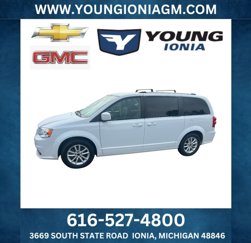 Used 2019 Dodge Grand Caravan SXT image 1