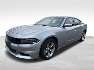 Used 2016 Dodge Charger SXT image 1