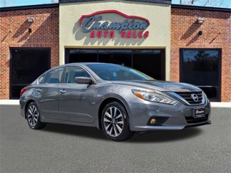 Used 2016 Nissan Altima 2.5 SV image 1