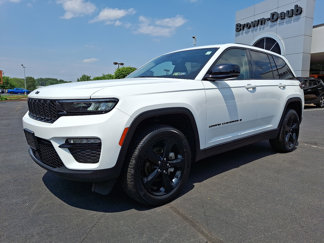 Used 2023 Jeep Grand Cherokee Limited w/ Black Appearance Package image 1