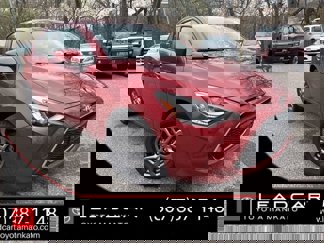 Certified 2020 Toyota Yaris XLE image 1
