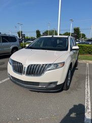 Used 2015 Lincoln MKX FWD w/ Equipment Group 101A image 1