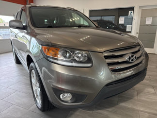 Used 2012 Hyundai Santa Fe SE image 1