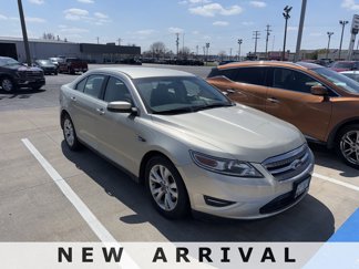 Used 2010 Ford Taurus SEL image 1