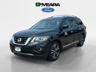 Used 2017 Nissan Pathfinder Platinum image 1