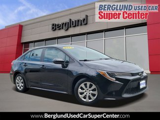 Used 2022 Toyota Corolla LE image 1