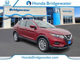 Used 2022 Nissan Rogue Sport S image 1