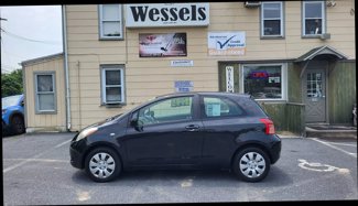 Used 2008 Toyota Yaris 2-Door Hatchback image 1