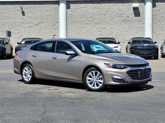 Used 2022 Chevrolet Malibu LT image 1